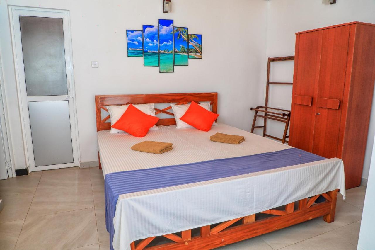 Ayomal Beach Paradise Kurunduwatta Εξωτερικό φωτογραφία